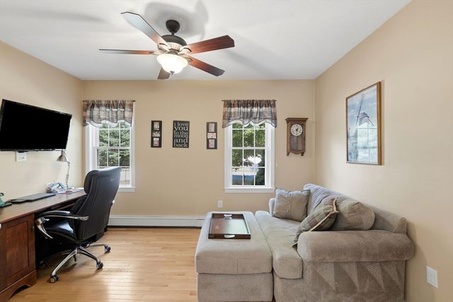 6 Harness Path, Plainville, MA 02762