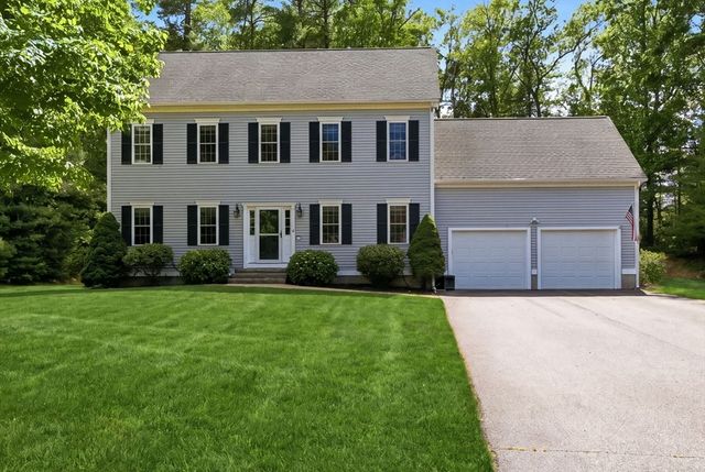 6 Harness Path, Plainville, MA 02762