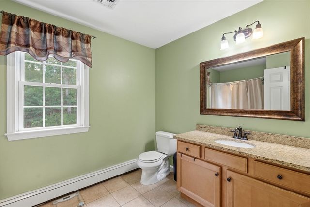 6 Harness Path, Plainville, MA 02762