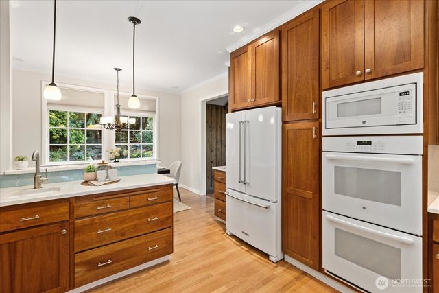 2501 SW 149th Street, Burien, WA 98166