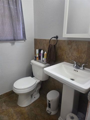 5714 NW Ash, Lawton, OK 73505
