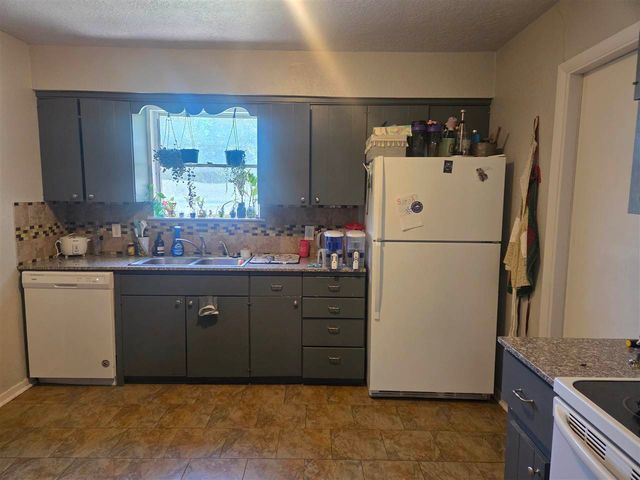 5714 NW Ash, Lawton, OK 73505