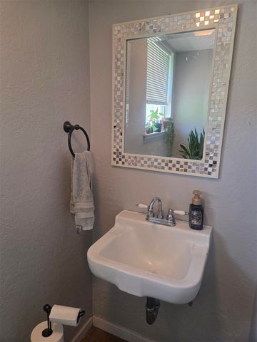 5714 NW Ash, Lawton, OK 73505