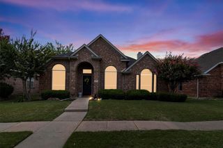 5204 China Berry Drive, Mckinney, TX 75070