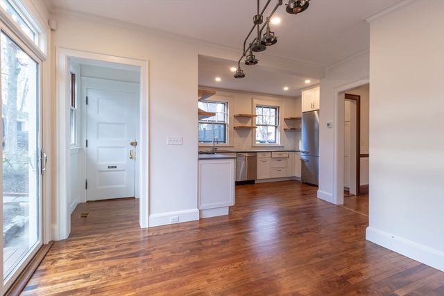 2 Westwood Rd 2, Somerville, MA 02143