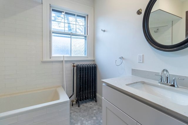 2 Westwood Rd 2, Somerville, MA 02143