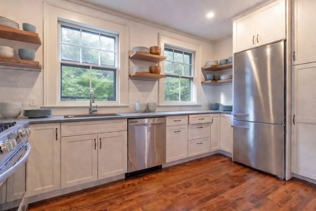 2 Westwood Rd 2, Somerville, MA 02143