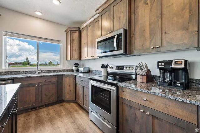 2250 S BEACHCOMBER LN, Garden City, UT 84028