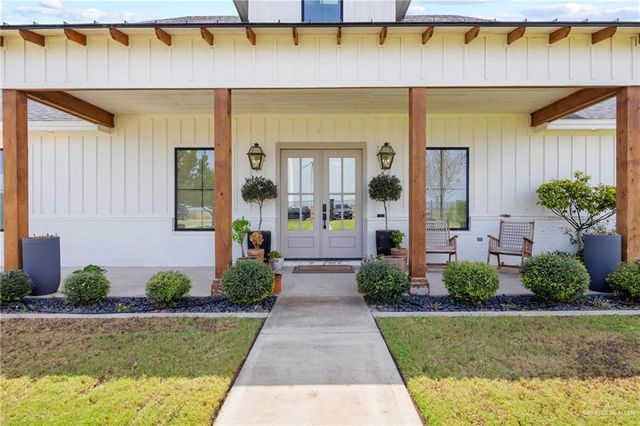 2860 N Fm 2360, Rio Grande City, TX 78582