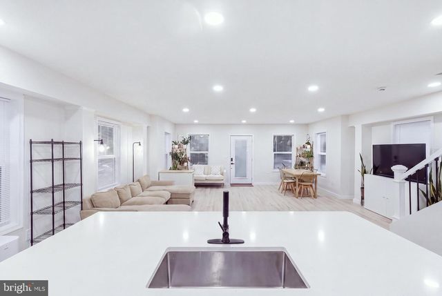 3127 G ST SE, Washington, DC 20019