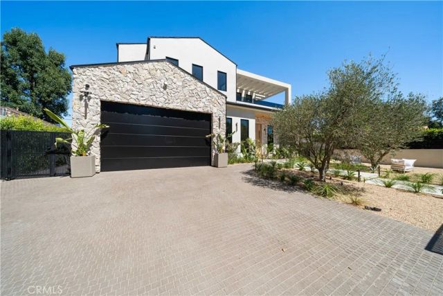 5012 Odessa Avenue, Encino, CA 91436