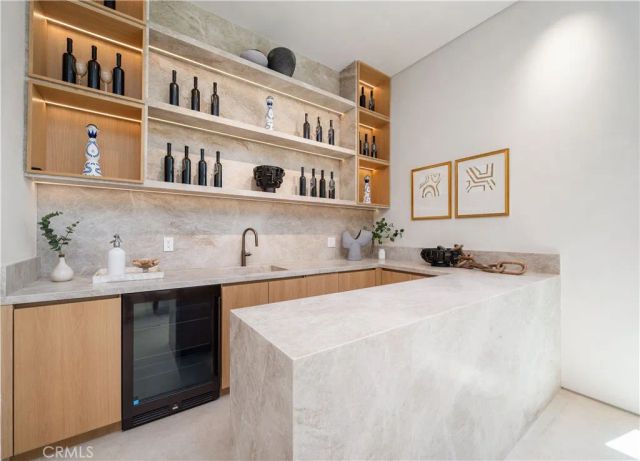5012 Odessa Avenue, Encino, CA 91436