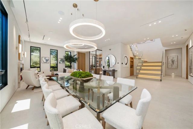 5012 Odessa Avenue, Encino, CA 91436
