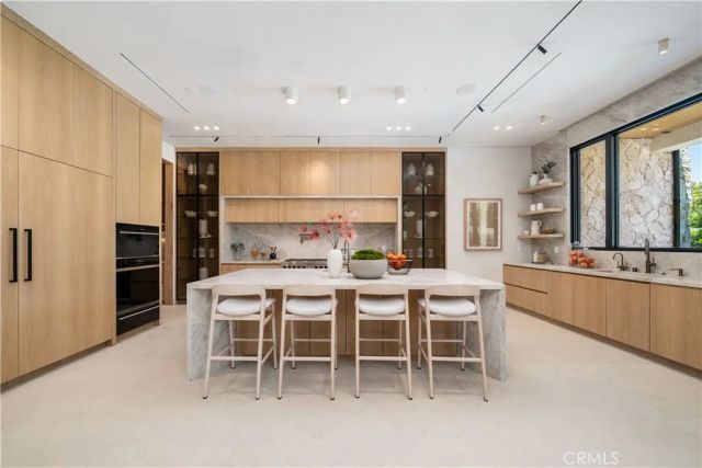 5012 Odessa Avenue, Encino, CA 91436