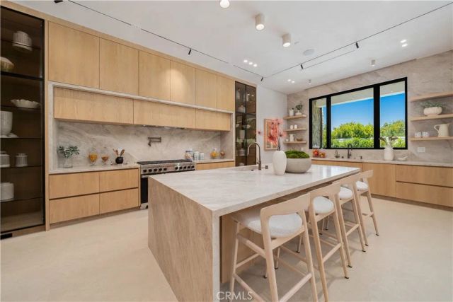 5012 Odessa Avenue, Encino, CA 91436