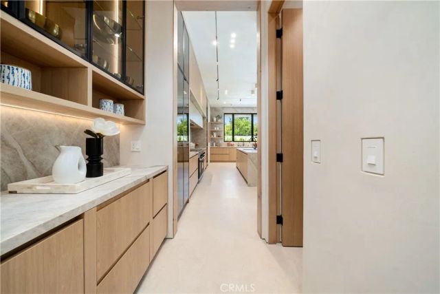 5012 Odessa Avenue, Encino, CA 91436