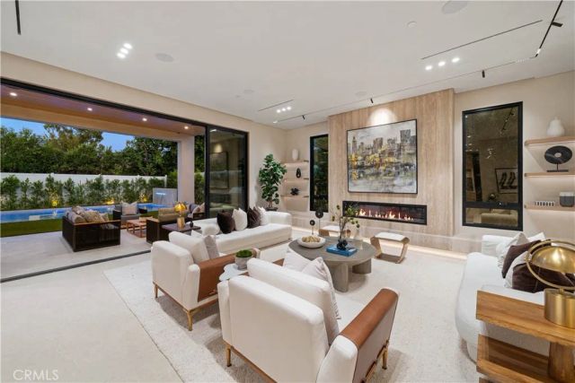 5012 Odessa Avenue, Encino, CA 91436