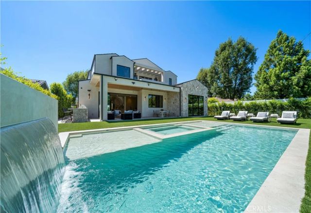 5012 Odessa Avenue, Encino, CA 91436