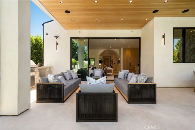 5012 Odessa Avenue, Encino, CA 91436