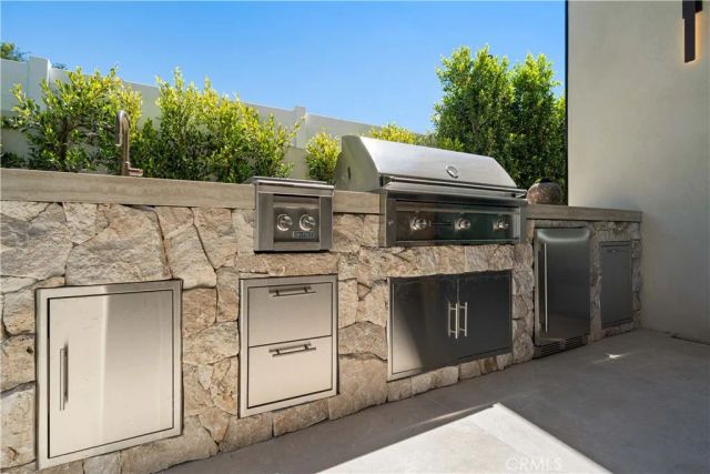 5012 Odessa Avenue, Encino, CA 91436