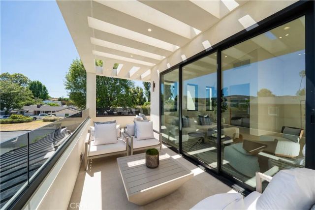 5012 Odessa Avenue, Encino, CA 91436