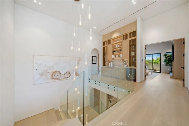 5012 Odessa Avenue, Encino, CA 91436