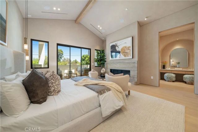 5012 Odessa Avenue, Encino, CA 91436