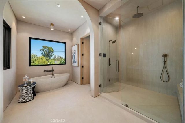 5012 Odessa Avenue, Encino, CA 91436