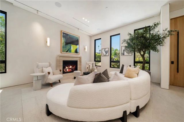 5012 Odessa Avenue, Encino, CA 91436