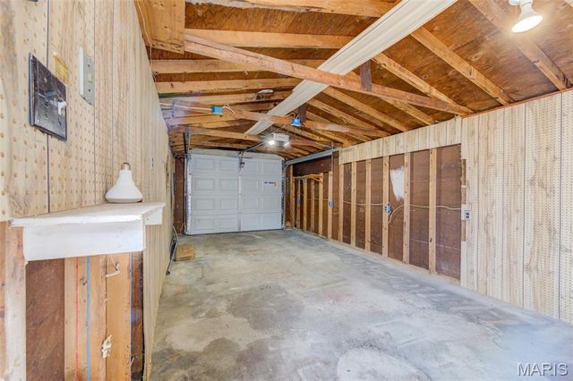 11001 Saint Raphael Lane, St Ann, MO 63074