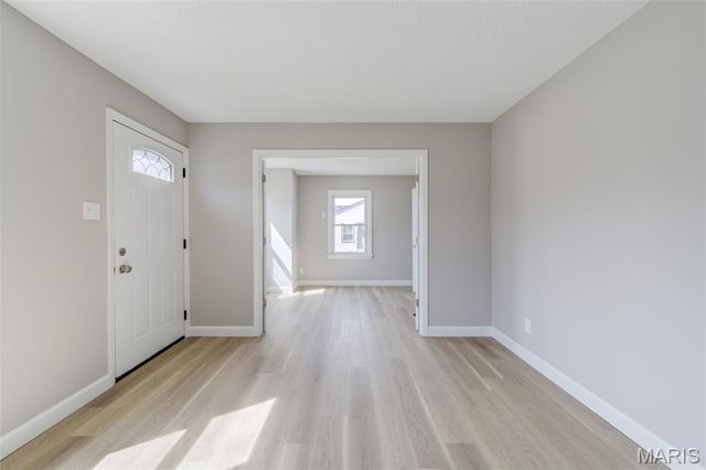 11001 Saint Raphael Lane, St Ann, MO 63074