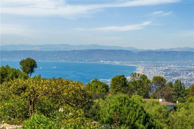 34 Crest East, Rolling Hills, CA 90274