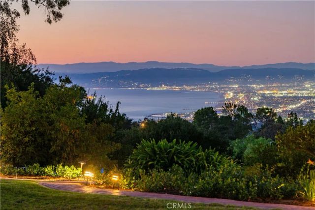 34 Crest East, Rolling Hills, CA 90274