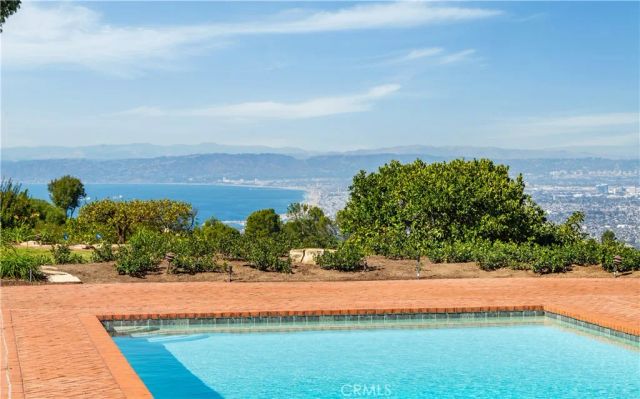 34 Crest East, Rolling Hills, CA 90274