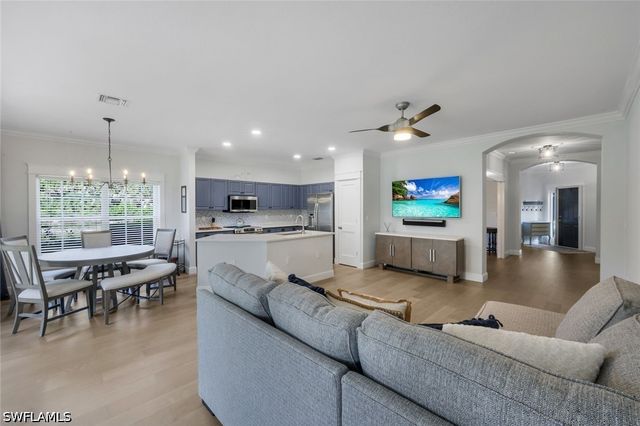 6355 Lexington CT 102, Naples, FL 34110