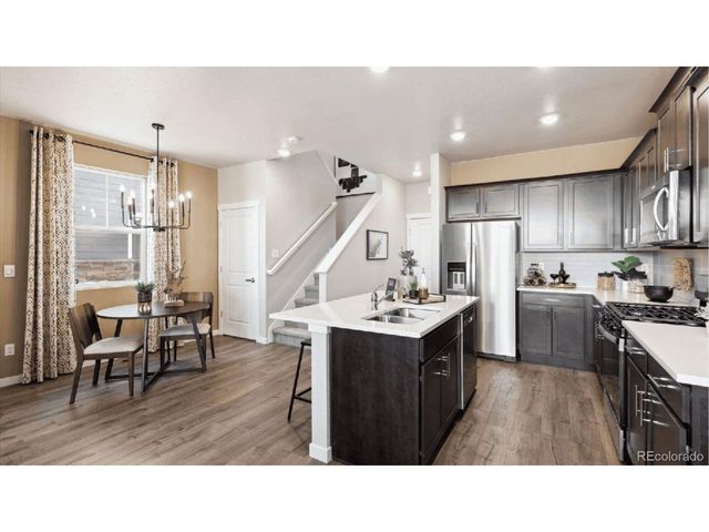 22372 E 7th Pl, Aurora, CO 80018