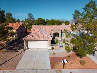 9320 January Drive, Las Vegas, NV 89134