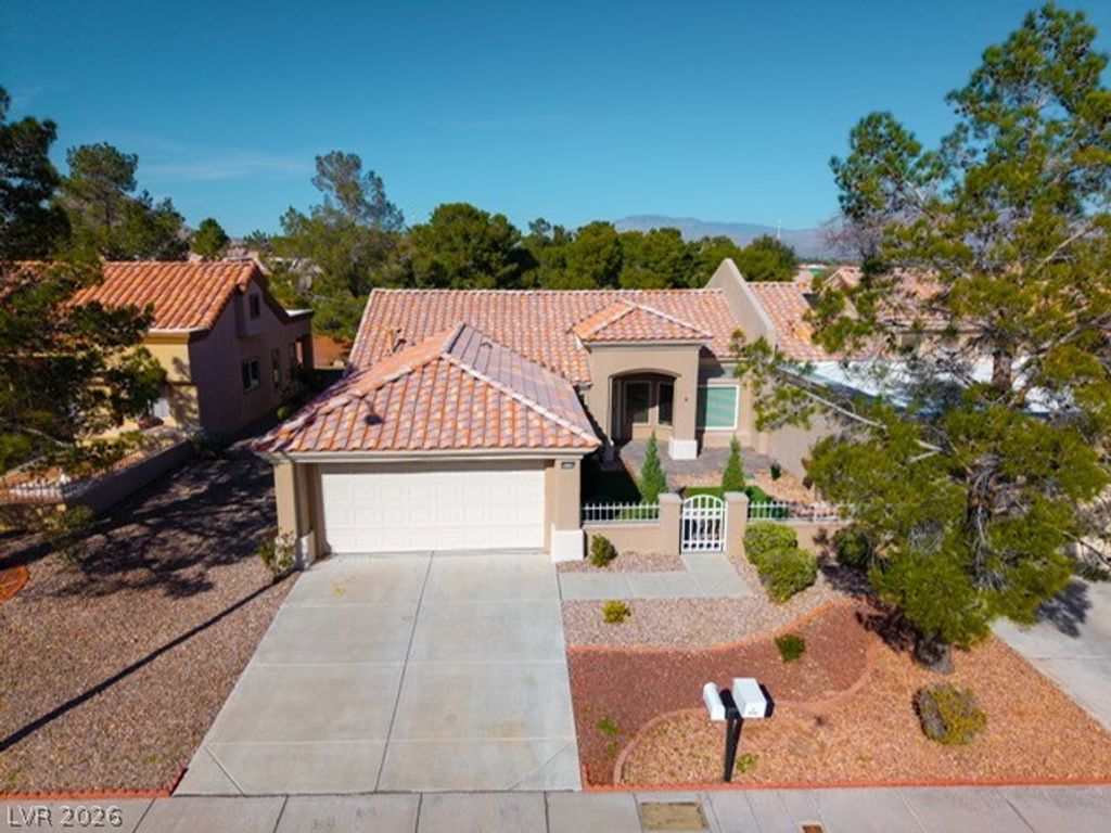 9320 January Drive, Las Vegas, NV 89134