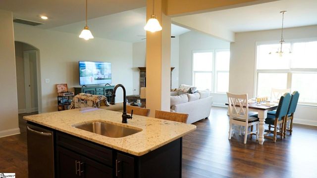 315 Glendon Street, Greer, SC 29651
