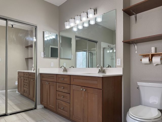 1184 Courtney Lane, Lewisville, TX 75077