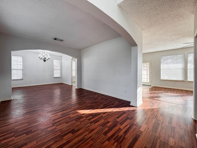 1184 Courtney Lane, Lewisville, TX 75077