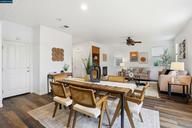 1312 TAPESTRY, Concord, CA 94620