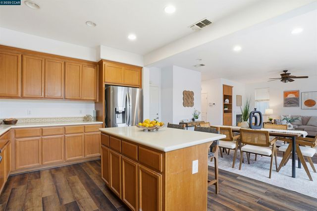 1312 TAPESTRY, Concord, CA 94620