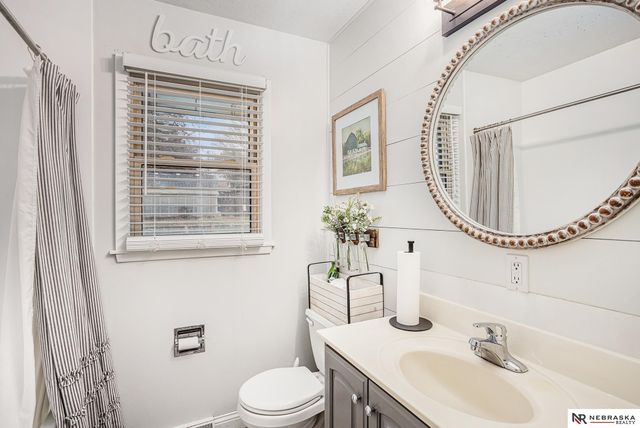 6100 Lexington Avenue, Lincoln, NE 68505