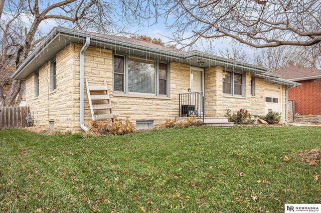 6100 Lexington Avenue, Lincoln, NE 68505