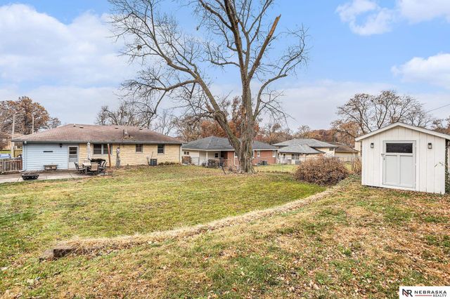 6100 Lexington Avenue, Lincoln, NE 68505