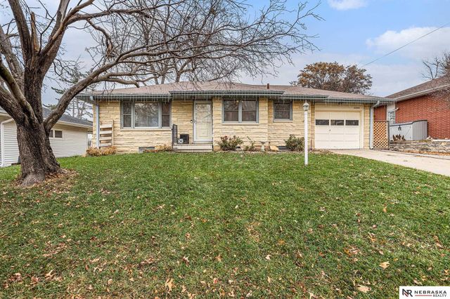 6100 Lexington Avenue, Lincoln, NE 68505