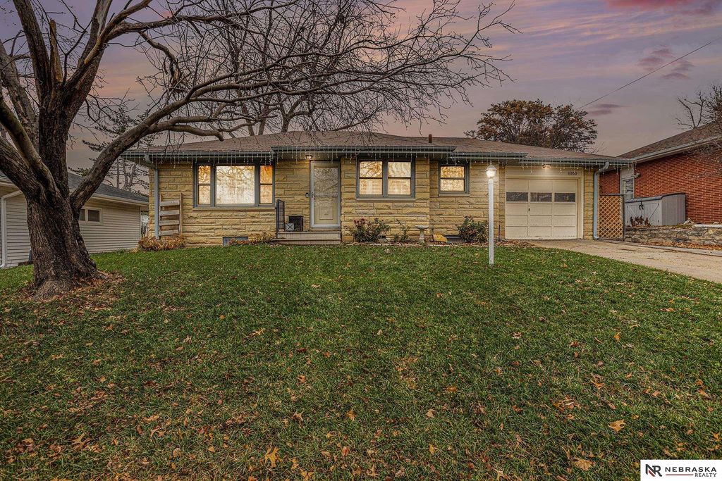 6100 Lexington Avenue, Lincoln, NE 68505