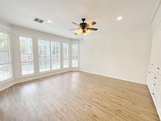 1810 Seven Maples Drive, Houston, TX 77345