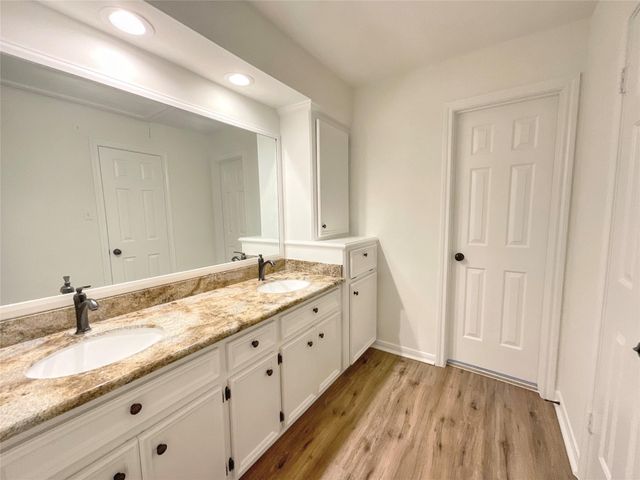 1810 Seven Maples Drive, Houston, TX 77345